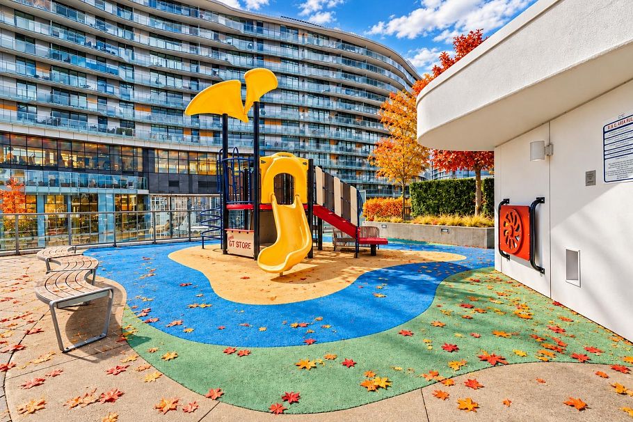 752 38 Smithe Street Vancouver, BC - 19