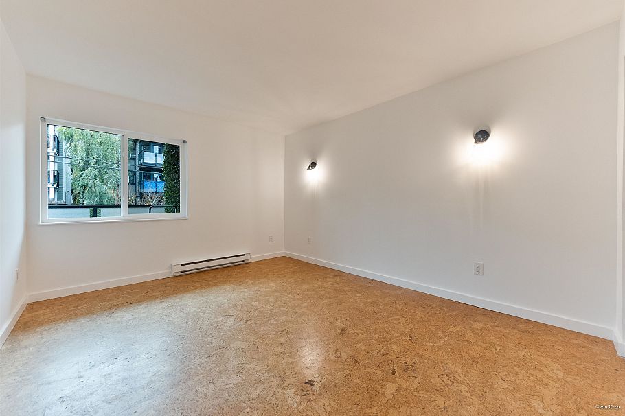 207 550 E 7th Avenue Vancouver, BC - 5