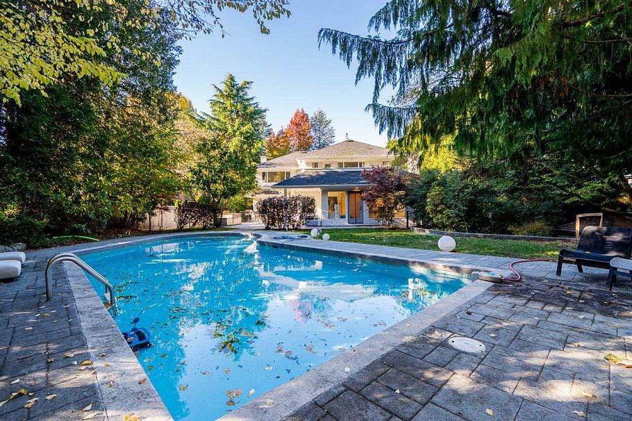 1988 Acadia Road Vancouver, BC - 36