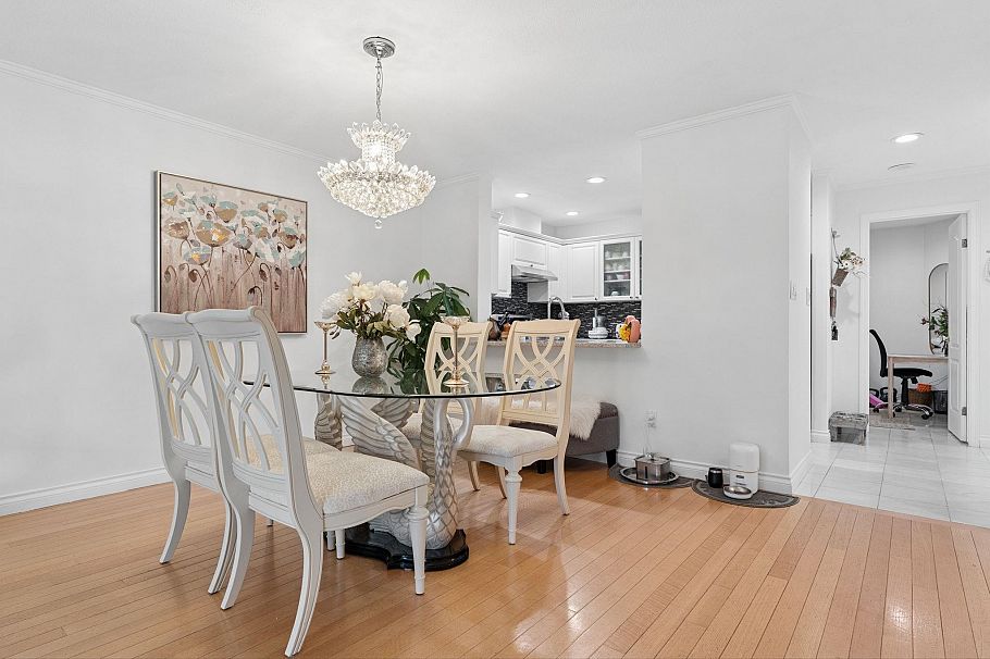 602 1500 Ostler Court North Vancouver, BC - 14