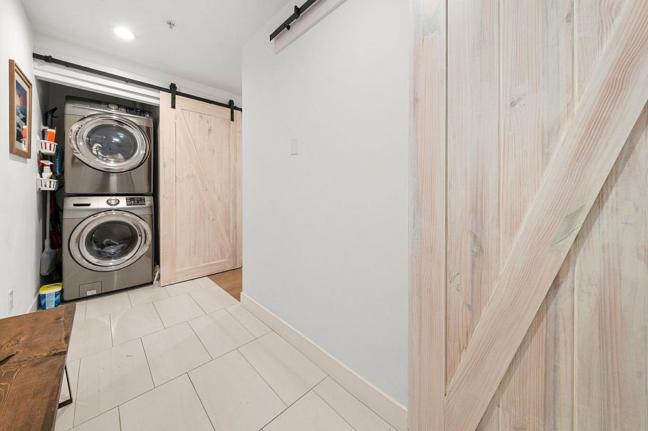 207 183 W 23rd Street North Vancouver, BC - 24