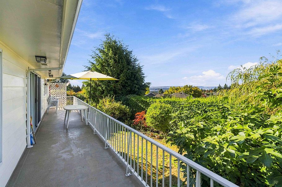 4243 Delbrook Avenue North Vancouver, BC - 34
