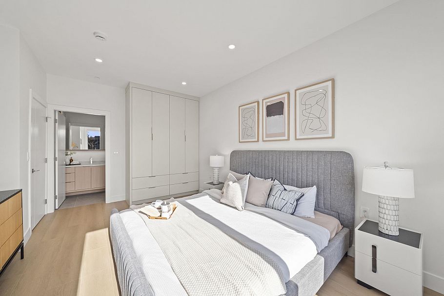 1 3623 Triumph Street Vancouver, BC - 20