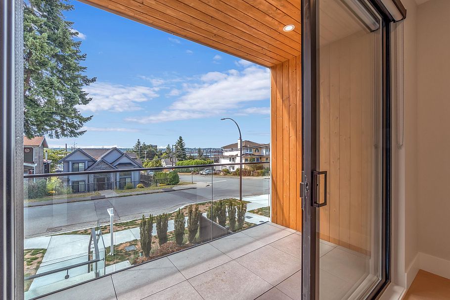 504 E 5th Street North Vancouver, BC - 24