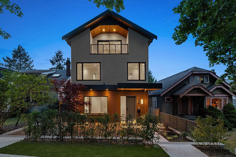 1 3813 W 16th Avenue Vancouver, BC - 1