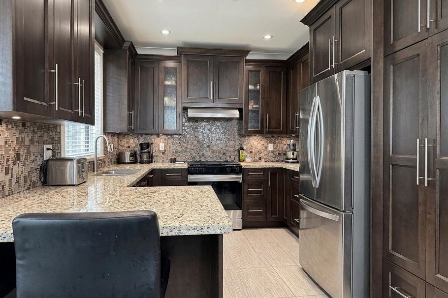 1436 Bewicke Avenue North Vancouver, BC - 4