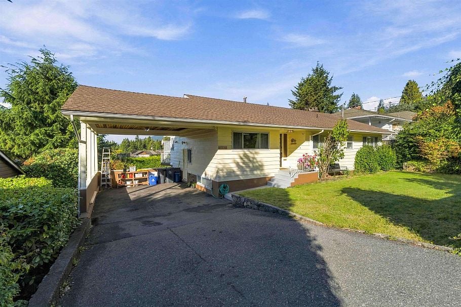 4243 Delbrook Avenue North Vancouver, BC - 3