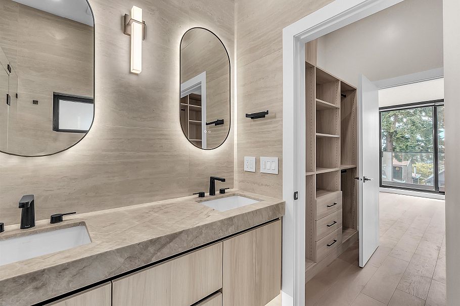504 E 5th Street North Vancouver, BC - 18