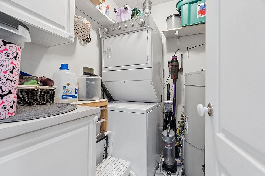 602 1500 Ostler Court North Vancouver, BC - 32