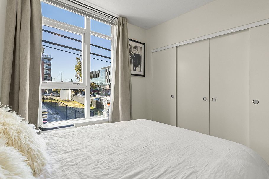 352 250 E 6th Avenue Vancouver, BC - 15