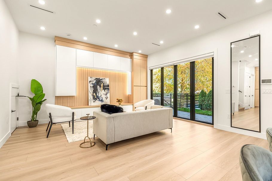 1 2686 Mcgill Street Vancouver, BC - 10