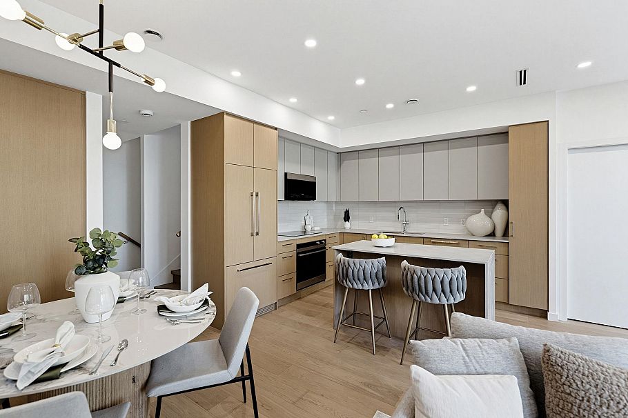 1 60 E 17th Avenue Vancouver, BC - 6