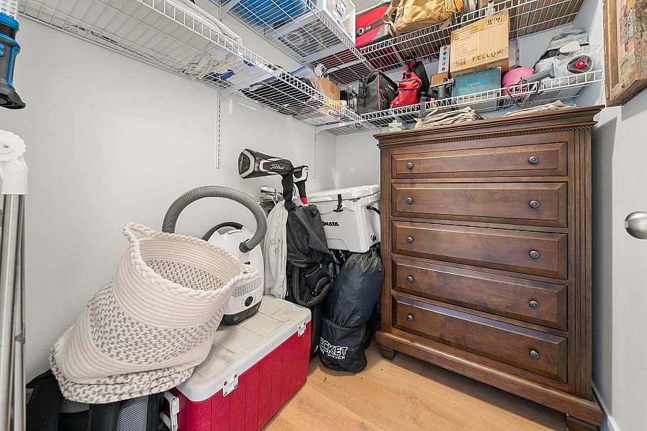 207 183 W 23rd Street North Vancouver, BC - 18