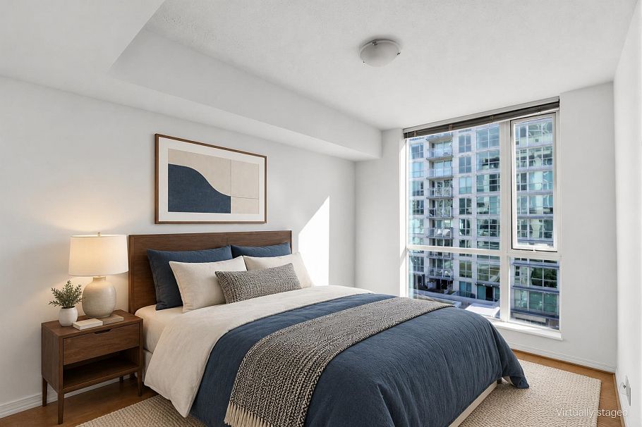 806 168 E Esplanade Avenue North Vancouver, BC - 24