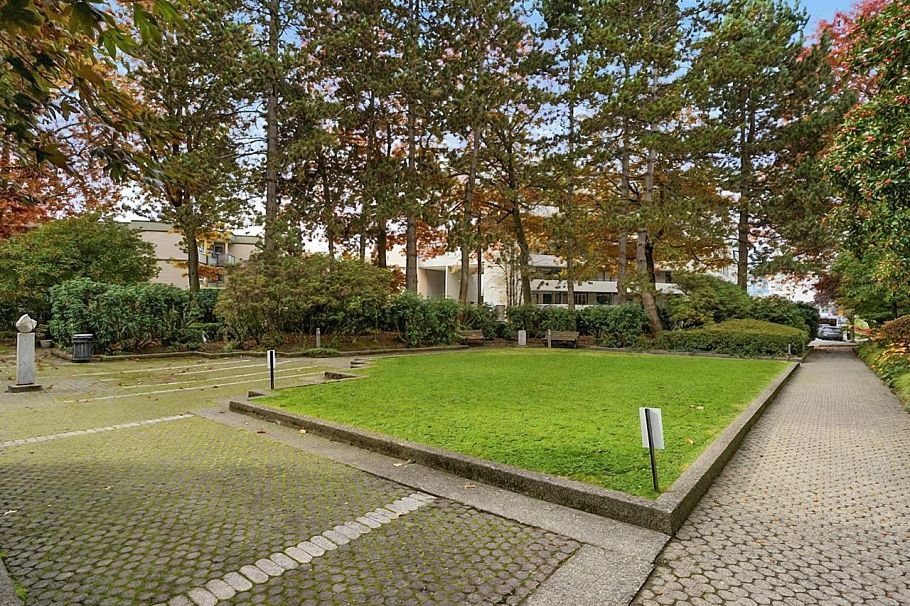 618 518 Moberly Road Vancouver, BC - 22