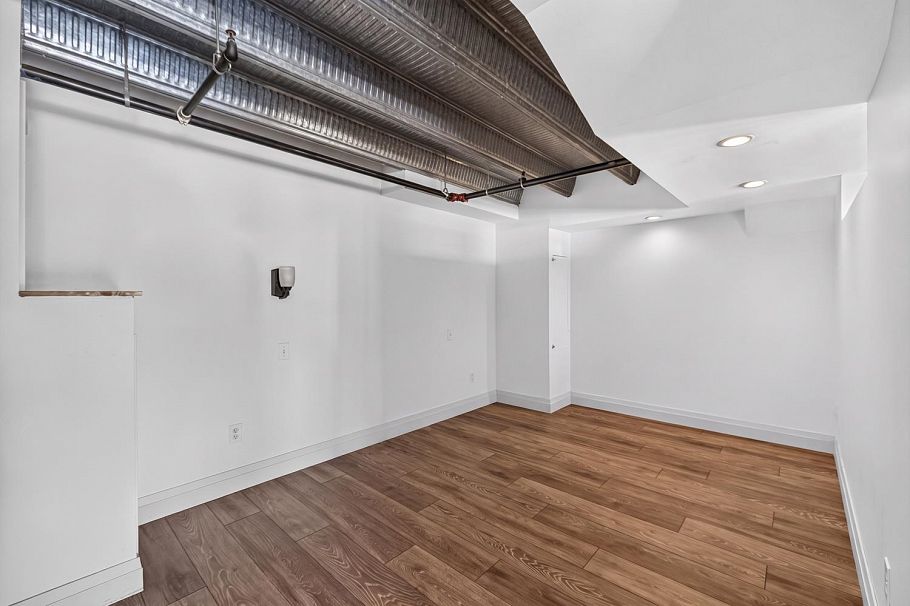530 Vernon Drive Vancouver, BC - 13