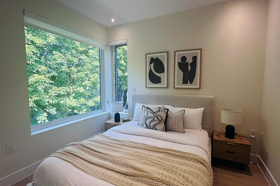 1 4150 W 14th Avenue Vancouver, BC - 9