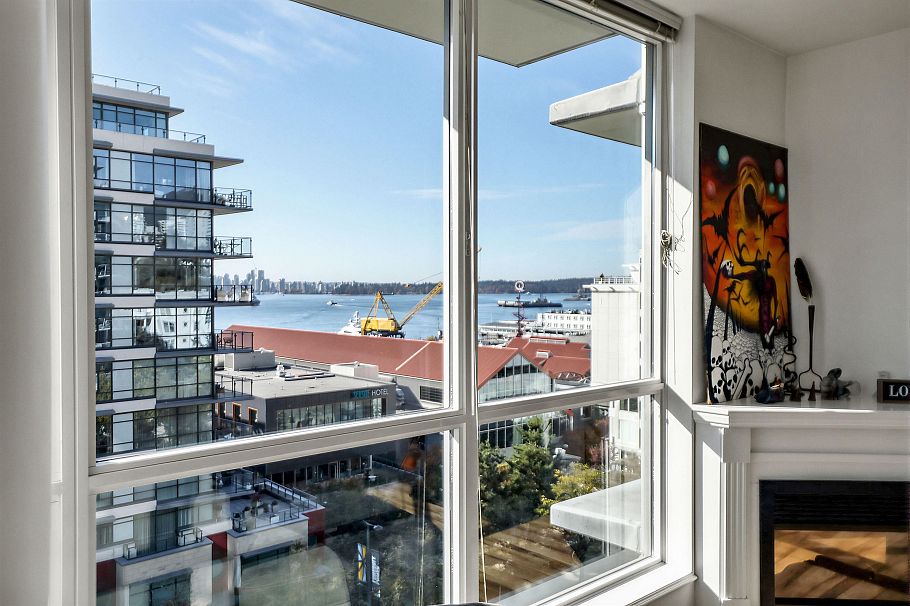 806 168 E Esplanade Avenue North Vancouver, BC - 16