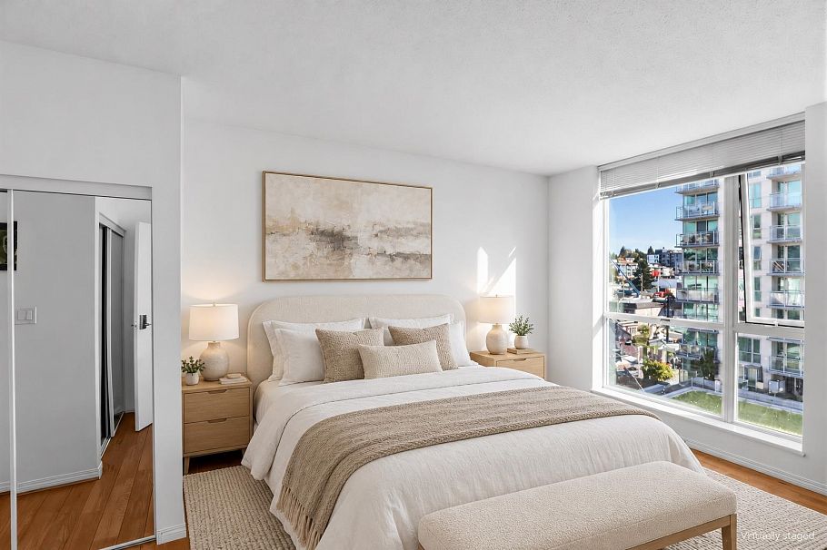 806 168 E Esplanade Avenue North Vancouver, BC - 23