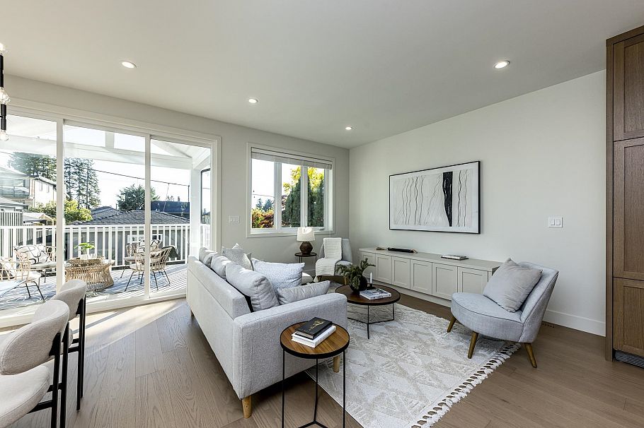 357 E 22nd Street North Vancouver, BC - 15