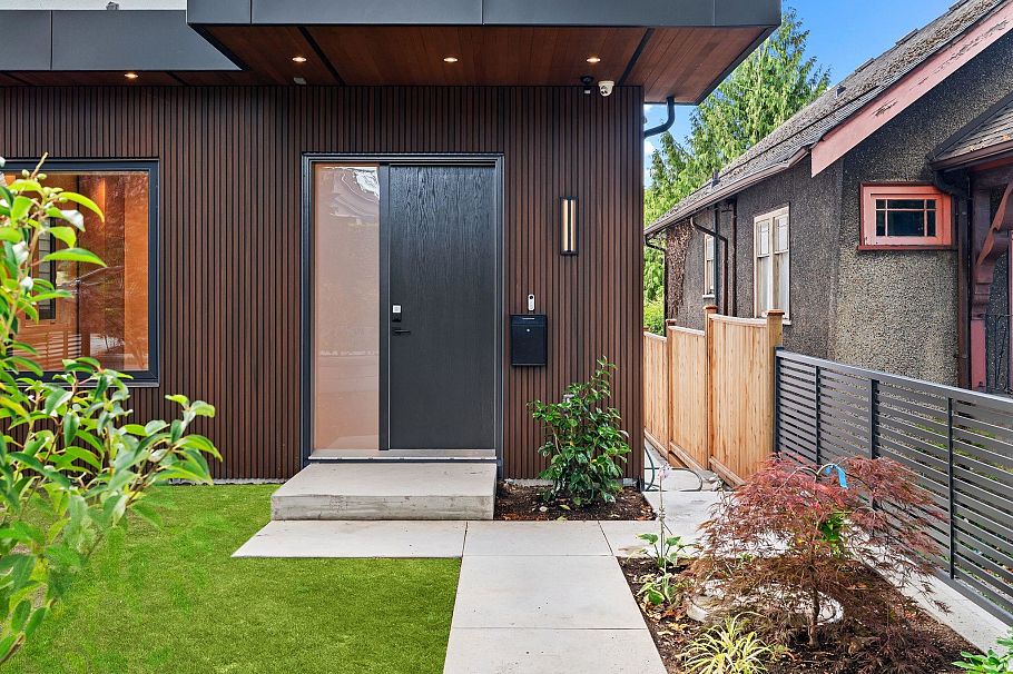 1 3813 W 16th Avenue Vancouver, BC - 38