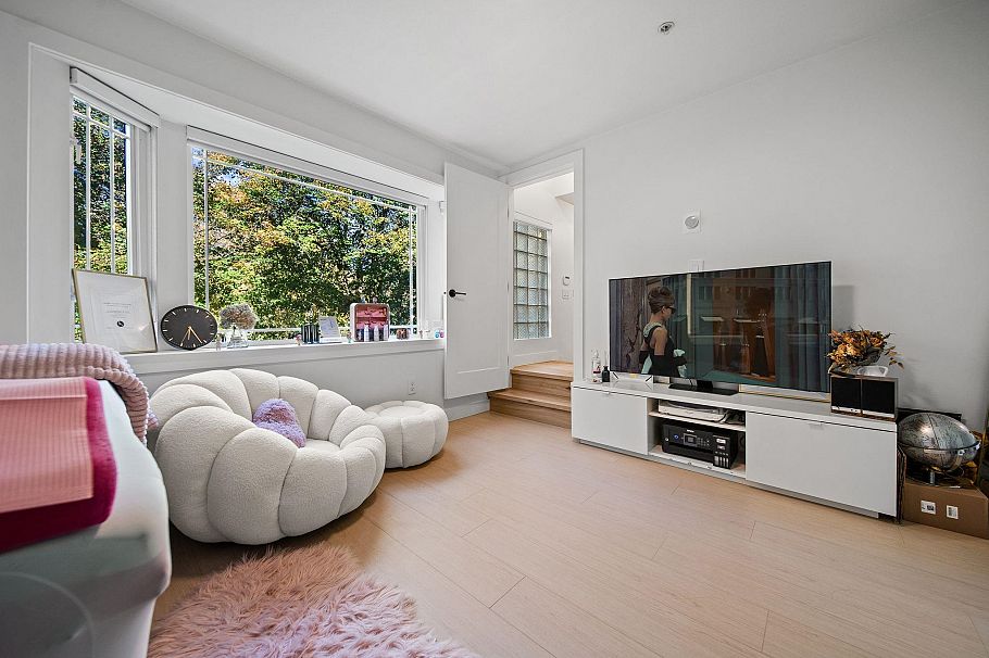 1170 E 18th Avenue Vancouver, BC - 21