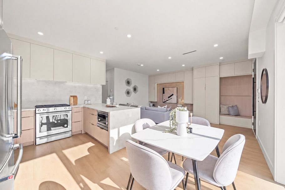 1 3623 Triumph Street Vancouver, BC - 10