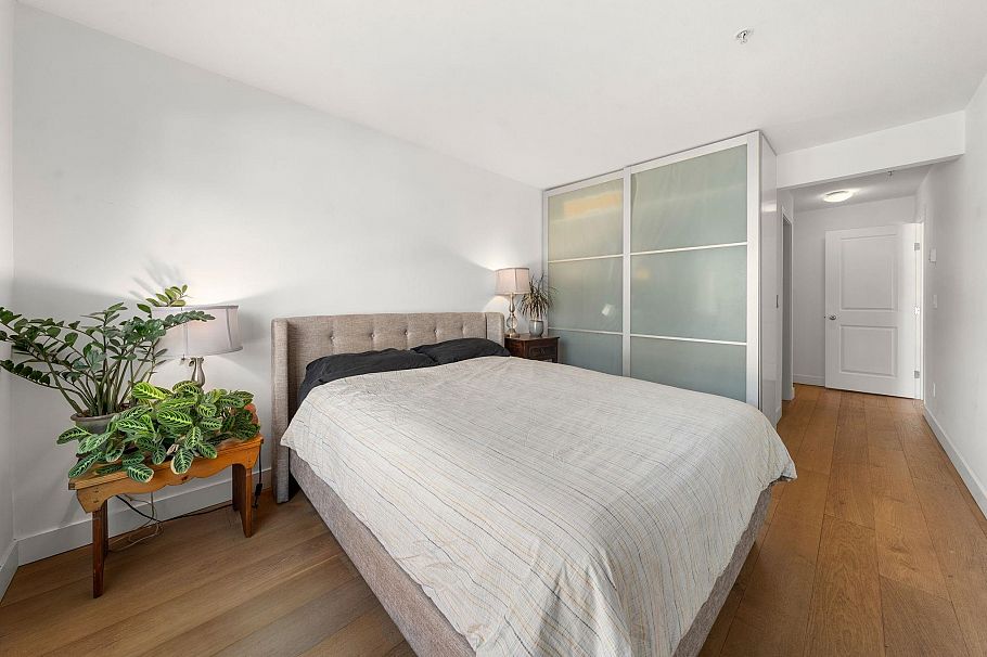 207 183 W 23rd Street North Vancouver, BC - 16