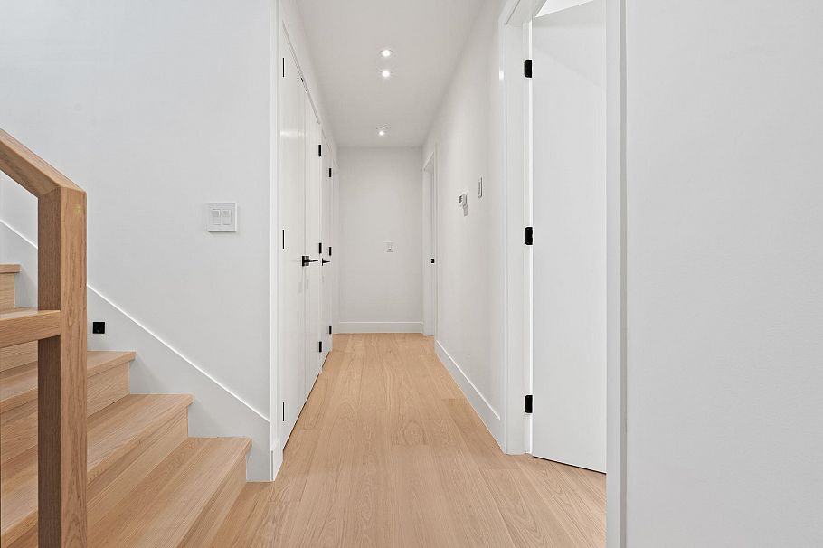 1 3813 W 16th Avenue Vancouver, BC - 13