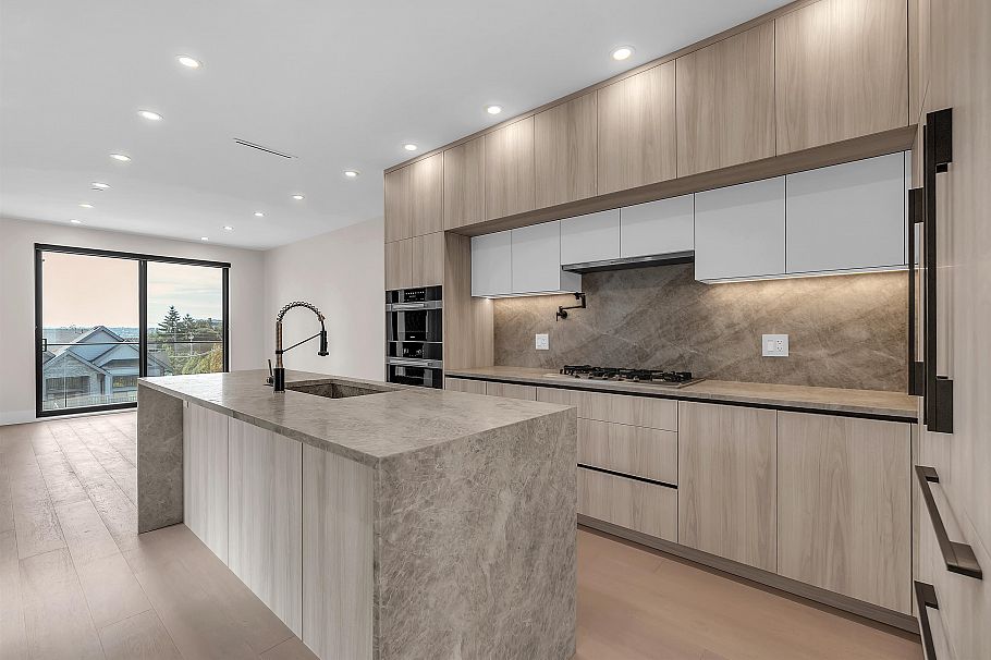 504 E 5th Street North Vancouver, BC - 13