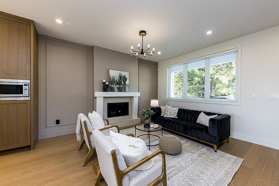 357 E 22nd Street North Vancouver, BC - 5