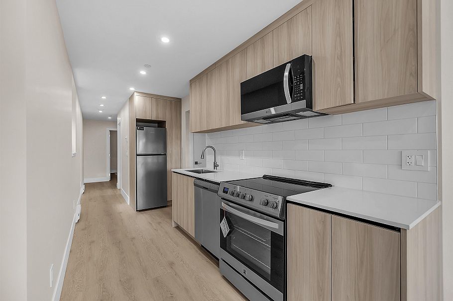 504 E 5th Street North Vancouver, BC - 21