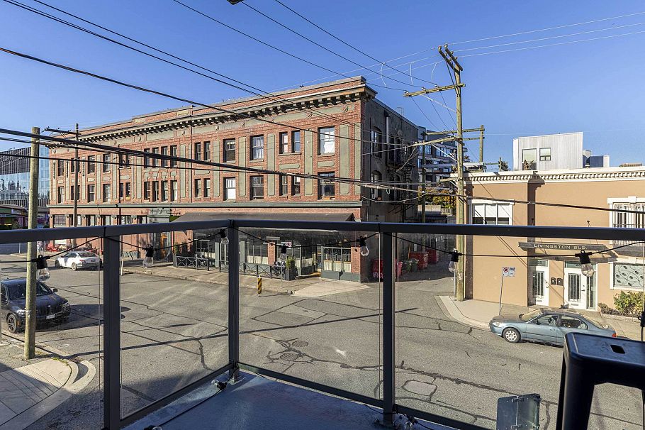 352 250 E 6th Avenue Vancouver, BC - 18