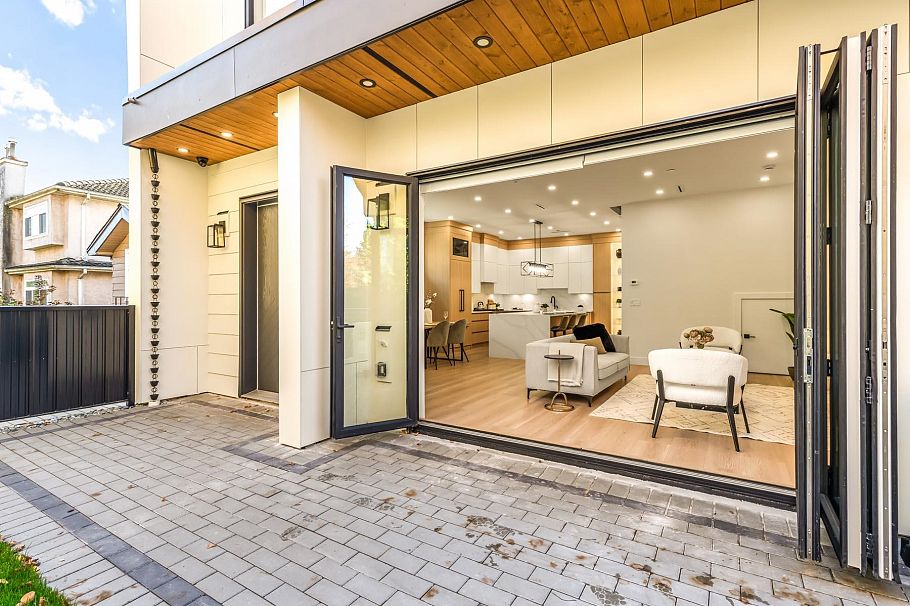 1 2686 Mcgill Street Vancouver, BC - 7