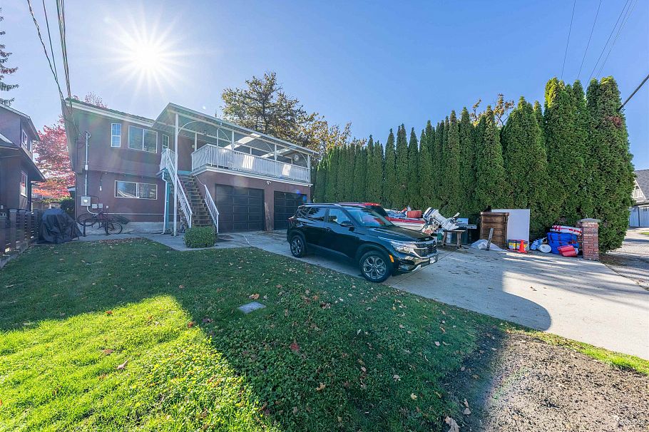 195 W 17th Avenue Vancouver, BC - 36