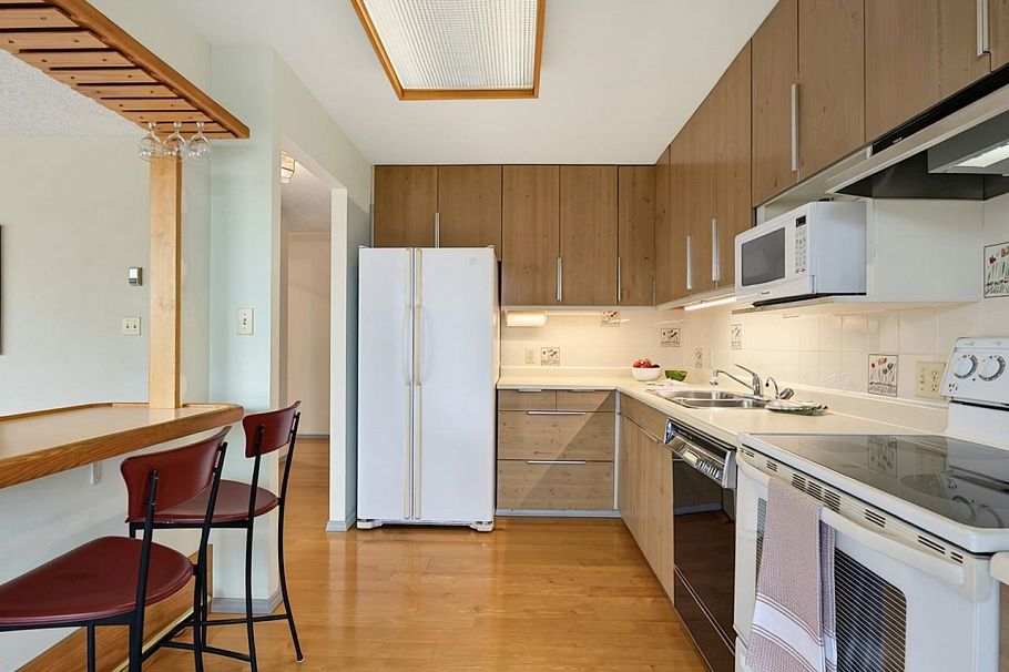 618 518 Moberly Road Vancouver, BC - 13