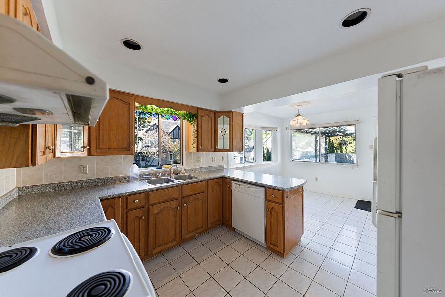 195 W 17th Avenue Vancouver, BC - 31