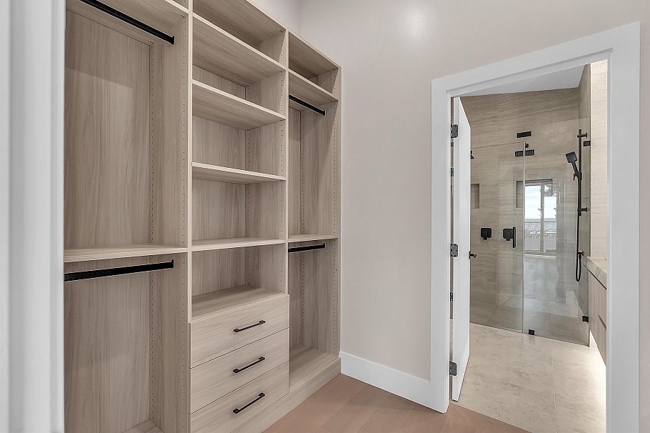 504 E 5th Street North Vancouver, BC - 16