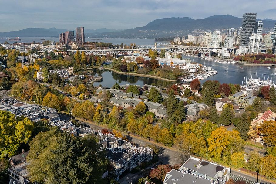 A3 1100 W 6th Avenue Vancouver, BC - 36