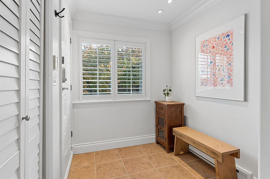 A3 1100 W 6th Avenue Vancouver, BC - 18