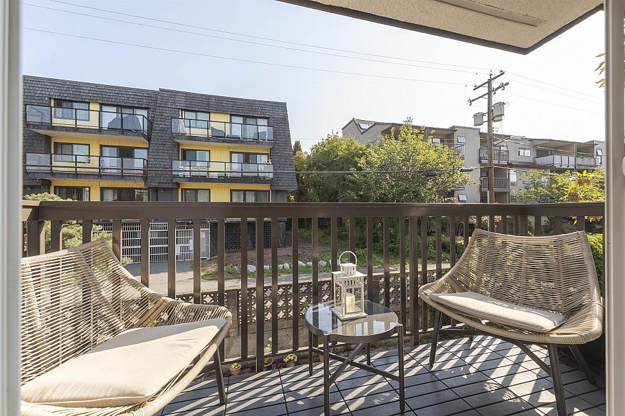 203 270 W 3rd Street North Vancouver, BC - 20