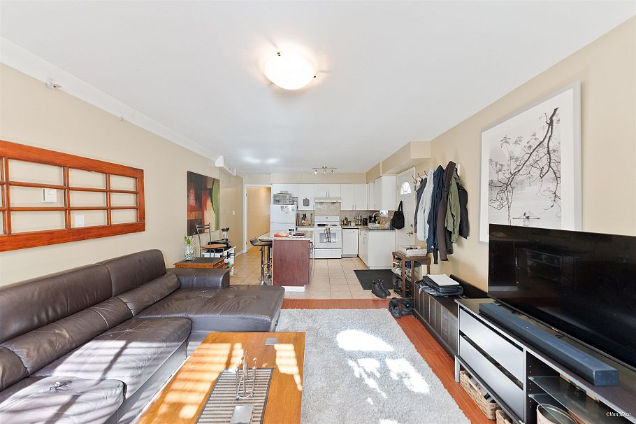 195 W 17th Avenue Vancouver, BC - 7