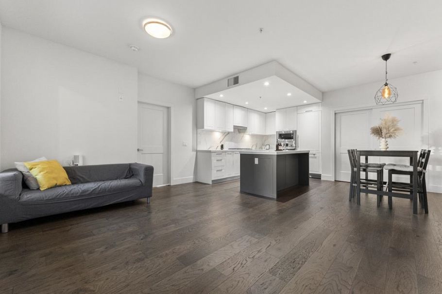 206 7878 Granville Street Vancouver, BC - 9
