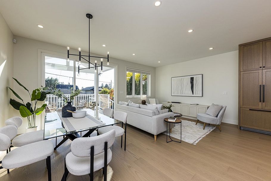 357 E 22nd Street North Vancouver, BC - 17