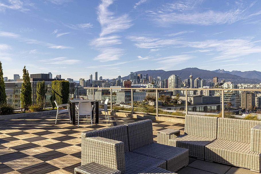 352 250 E 6th Avenue Vancouver, BC - 20