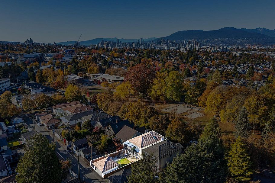 1170 E 18th Avenue Vancouver, BC - 38