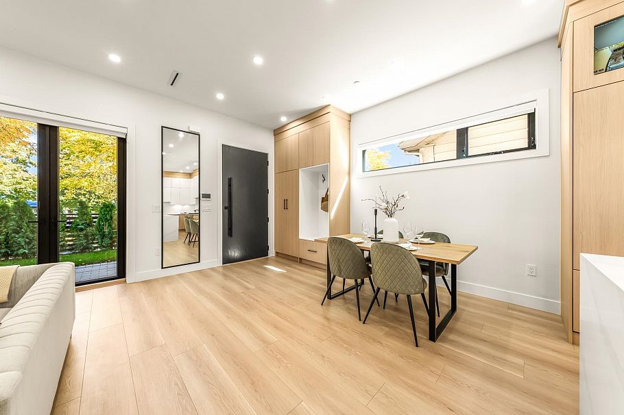 1 2686 Mcgill Street Vancouver, BC - 27