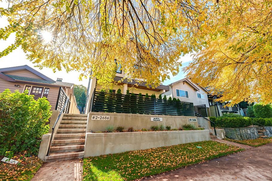 1 2686 Mcgill Street Vancouver, BC - 2