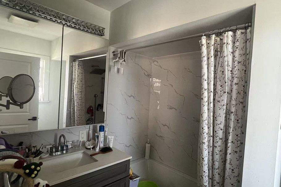 5491 Elizabeth Street Vancouver, BC - 5