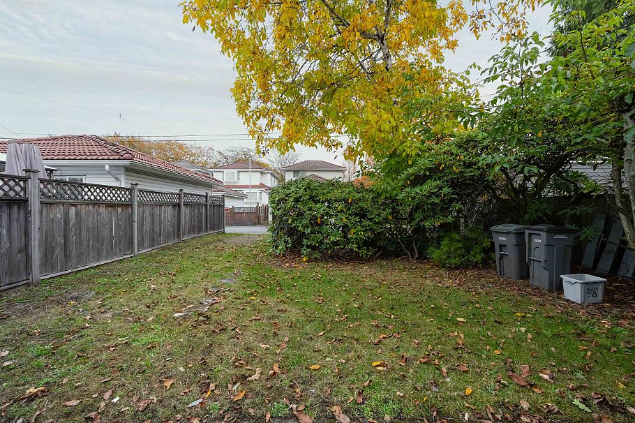 5482 Ross Street Vancouver, BC - 7